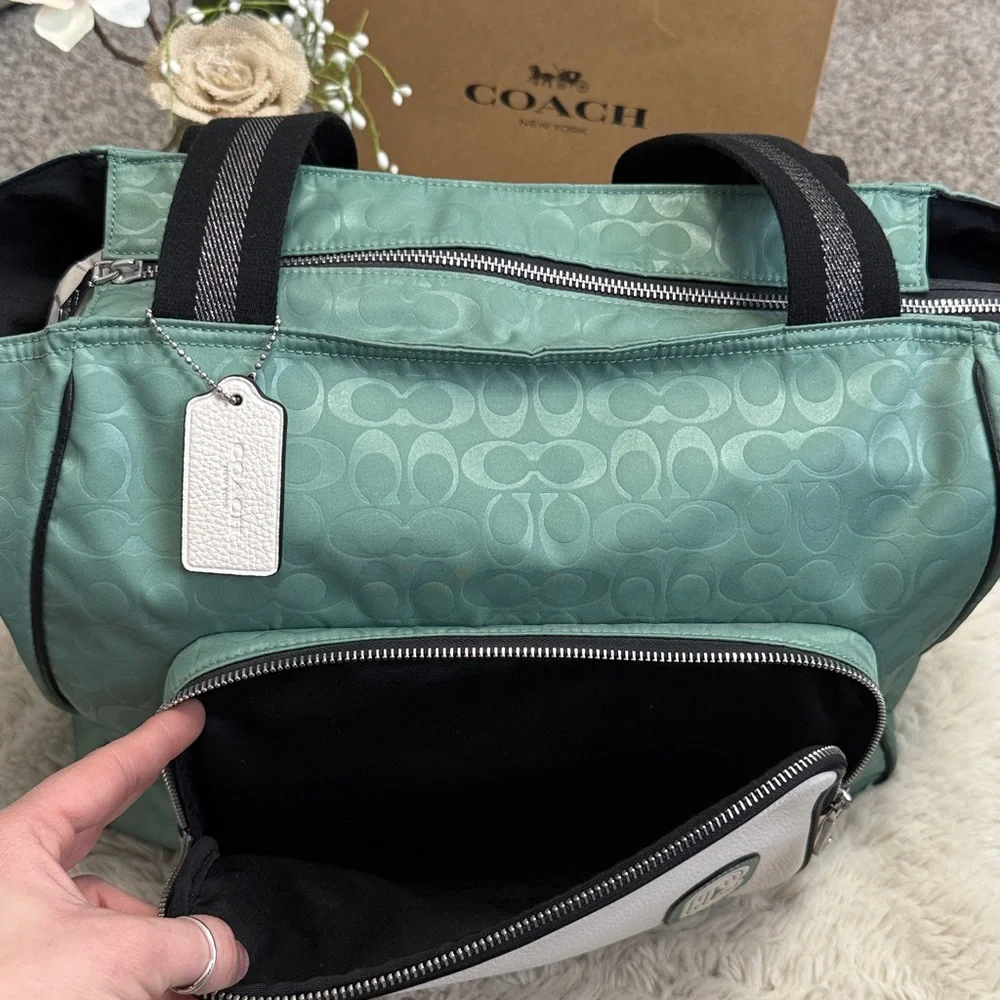 ✨ Coach Washed Green Court Tote In Colorblock Signature Nylon✨